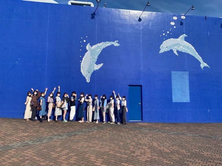 Hr 八景島シーパラダイスへ遠足に